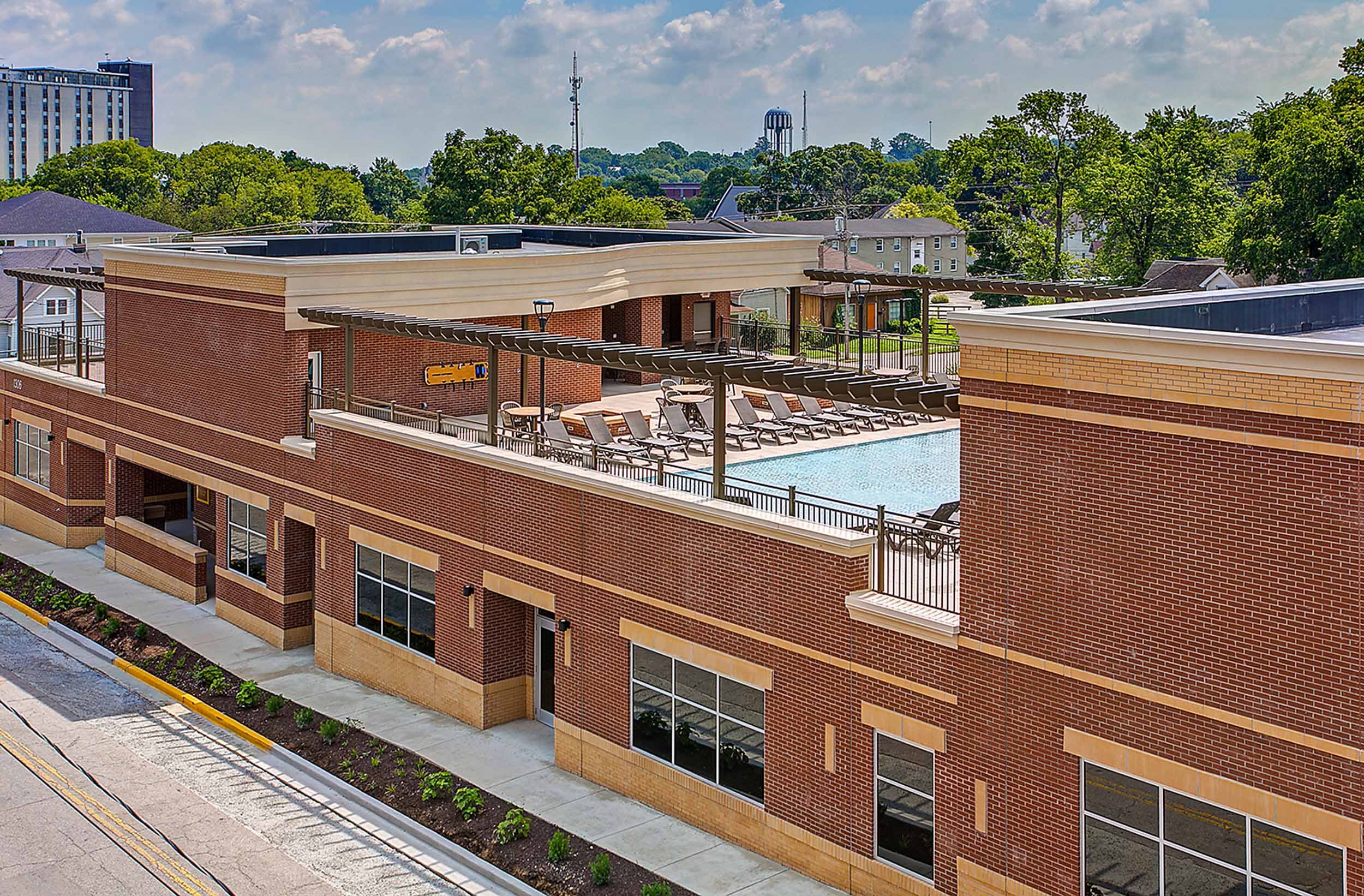 Midtown at WKU | Apartments in Bowling Green, KY | Pool