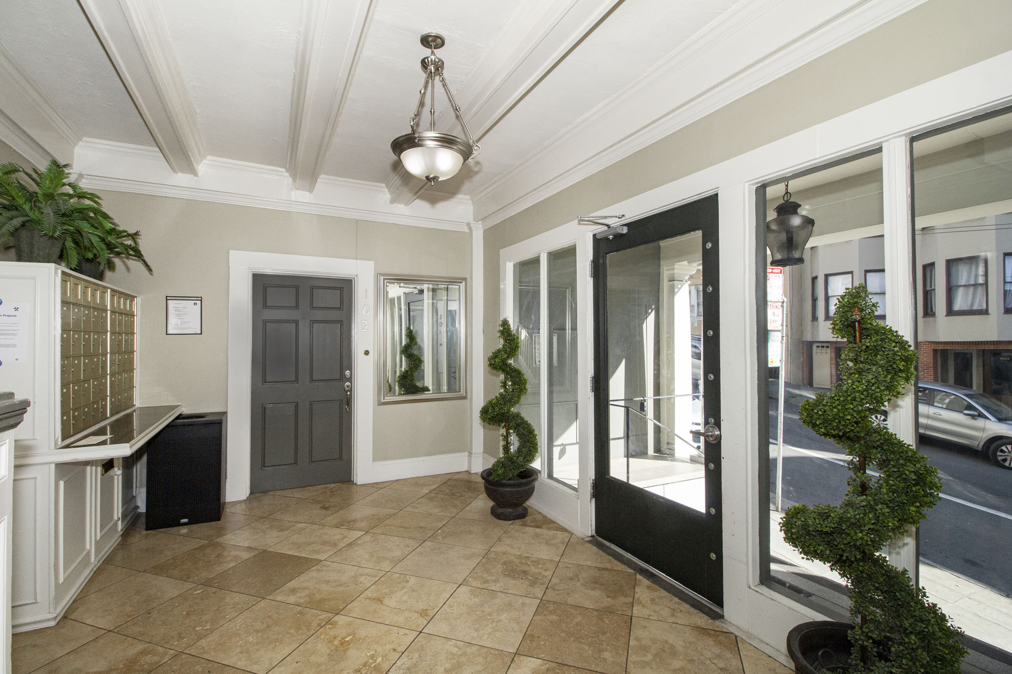 1474 Sacramento Building Photo 2