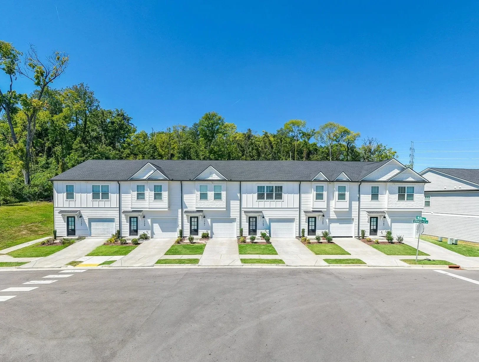 Residences at Hardin Valley photo