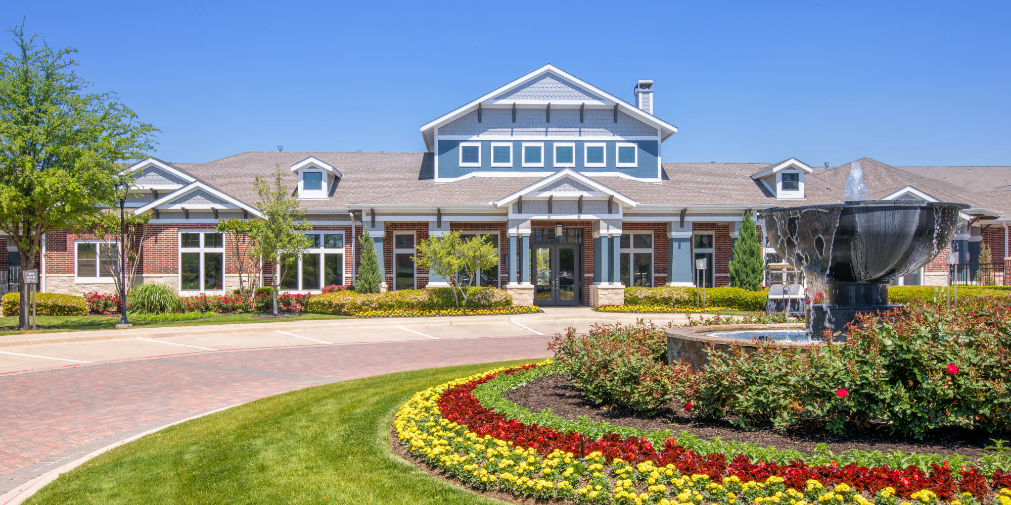 Apartments at Centreport Lake in Fort Worth, Texas