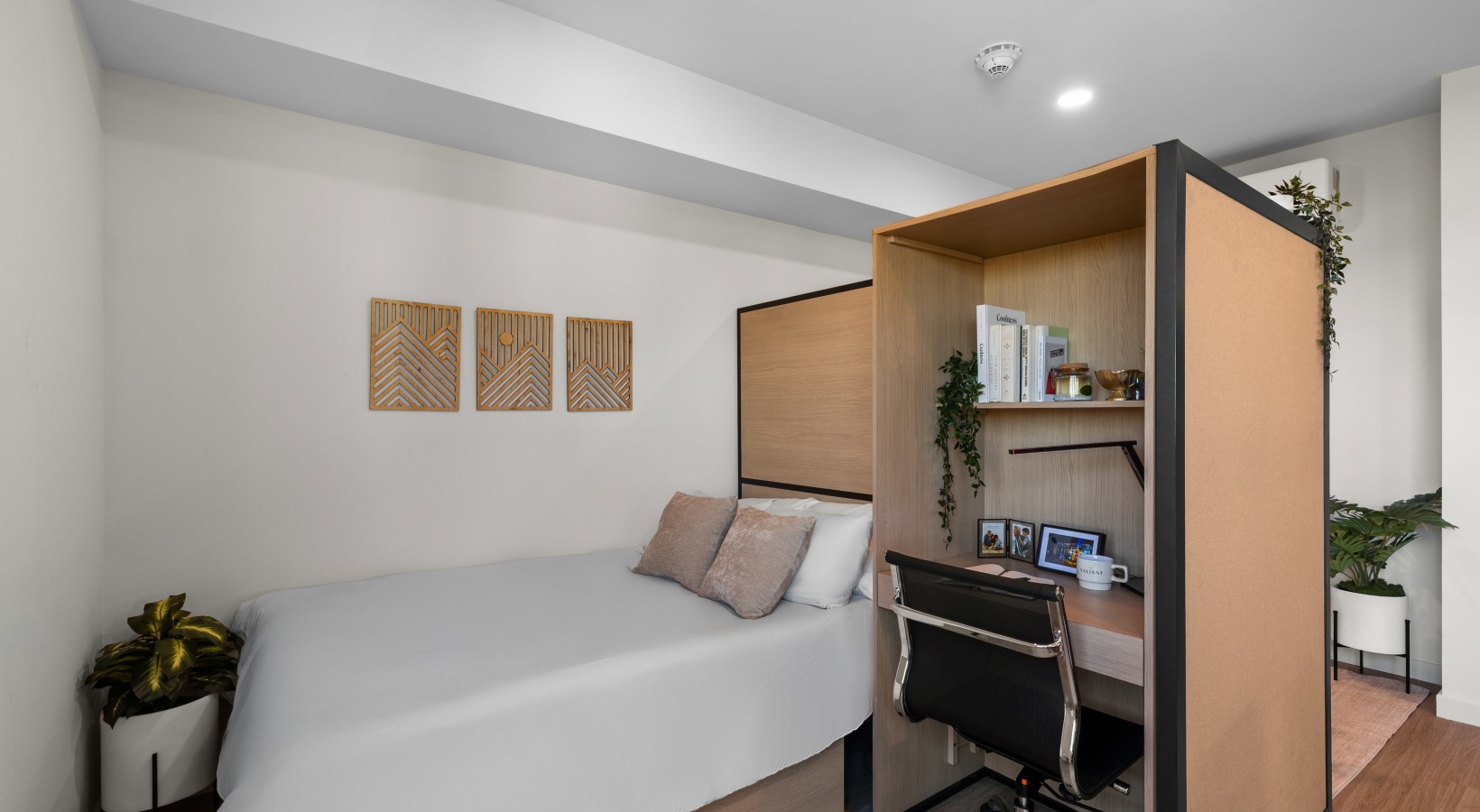S1 Studio Full Bed
