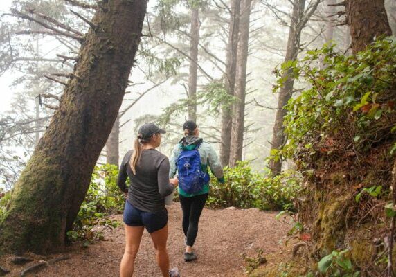 hiking in oregon