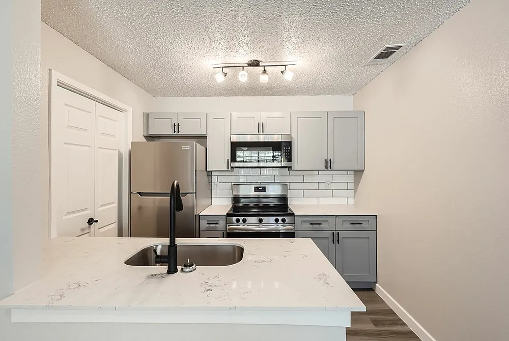 Large Kitchen