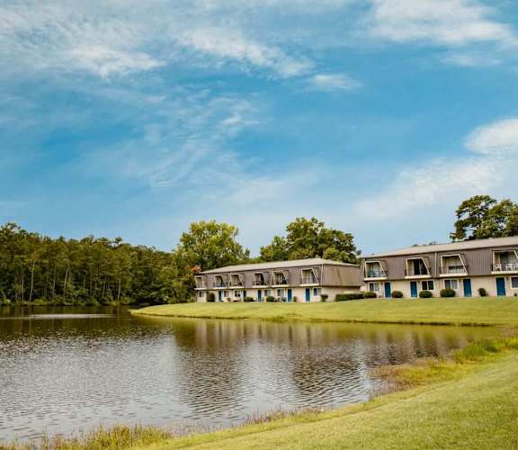 Abbey Lake Apartments photo